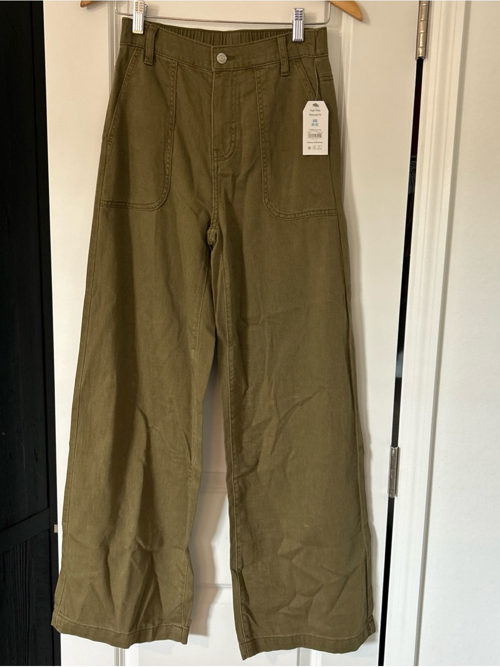 Time and Tru Women's High Rise Draped Utility Jeans, XS- NWT- Olive